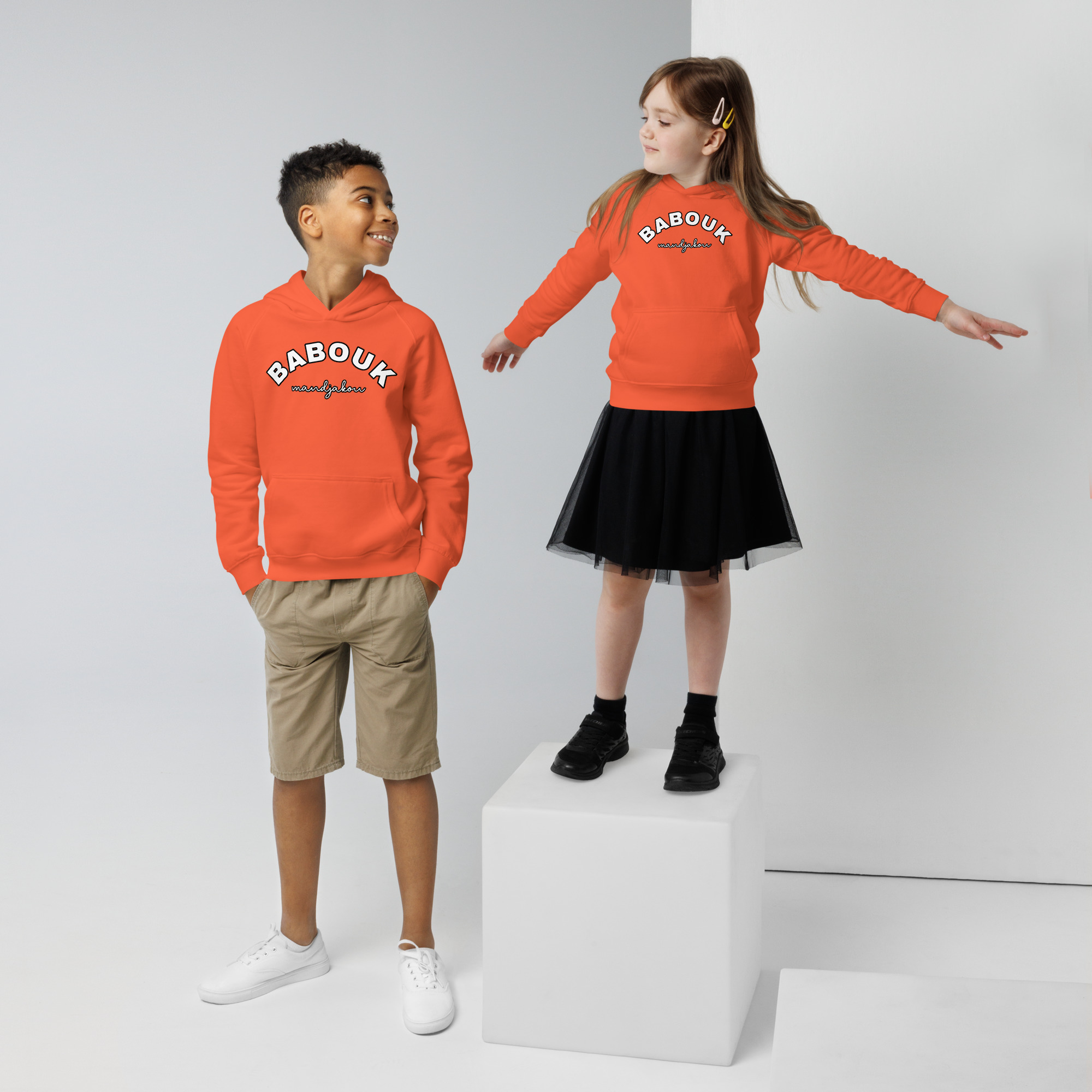 Sweat à capuche écologique pour enfants – Image 3
