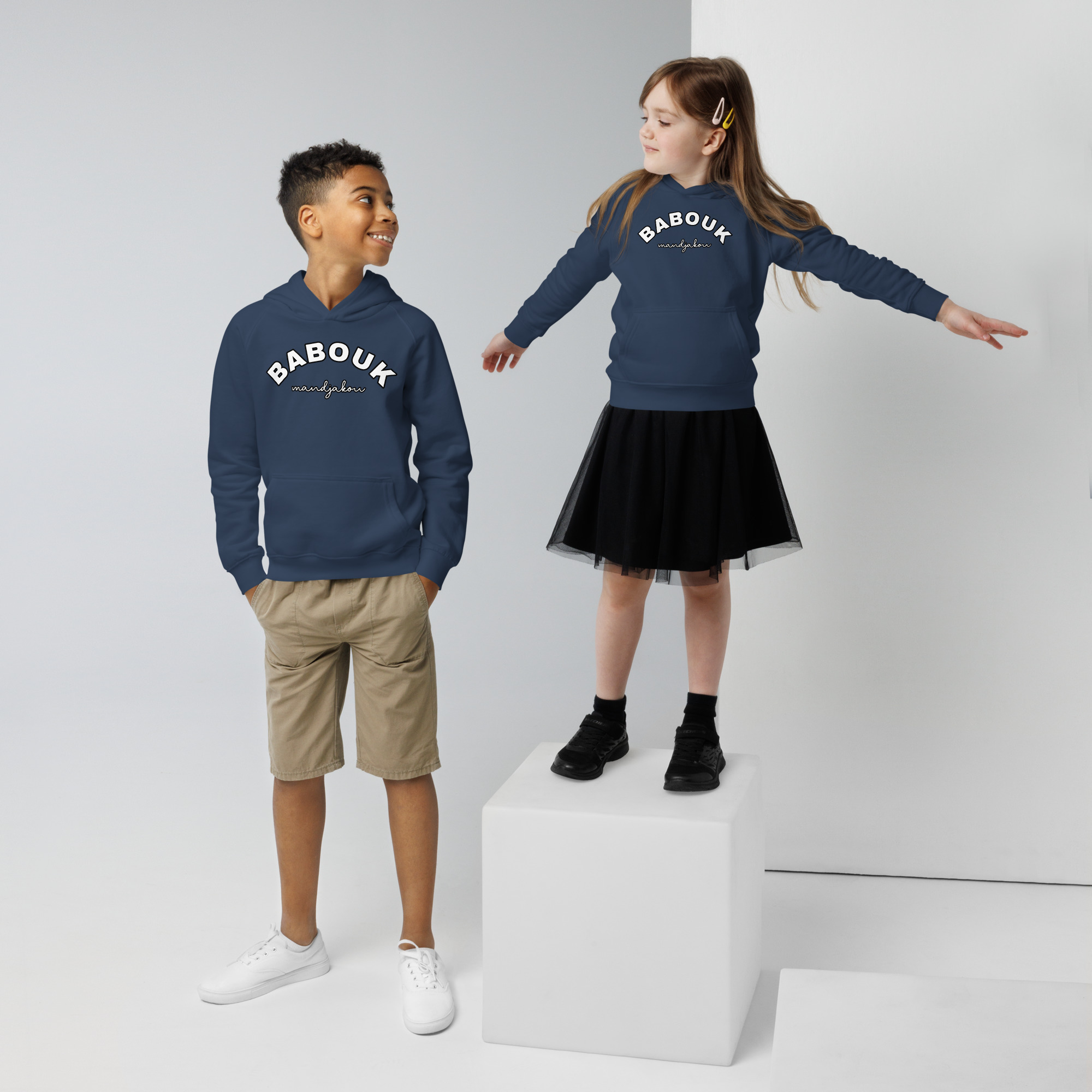 Sweat à capuche écologique pour enfants – Image 2